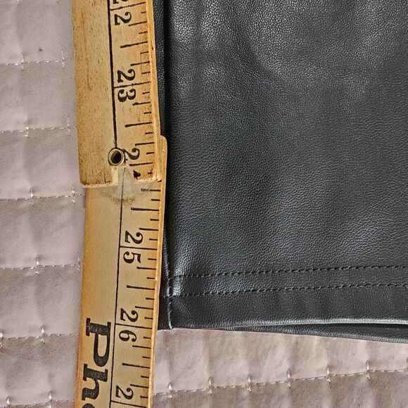 NWT LAUNDRY BY SHELLI SEGAL LOS ANGELES VEGAN LEATHER TAPERED PANTS SIZE M - Picture 16 of 16